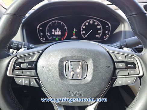 Certified 2022 Honda Accord Touring image 18