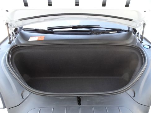 Used 2016 Tesla Model X 90D image 24