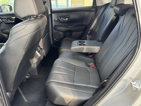 Certified 2025 Acura ADX AWD image 38