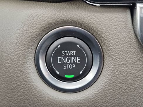 Used 2025 Chevrolet Colorado ZR2 w/ Technology Package image 22