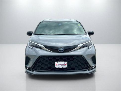 Certified 2023 Toyota Sienna XSE w/ XSE Plus Package AWD/4WD image 2