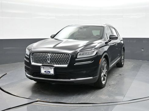 Used 2023 Lincoln Nautilus Reserve w/ Luxury Package FWD image 17