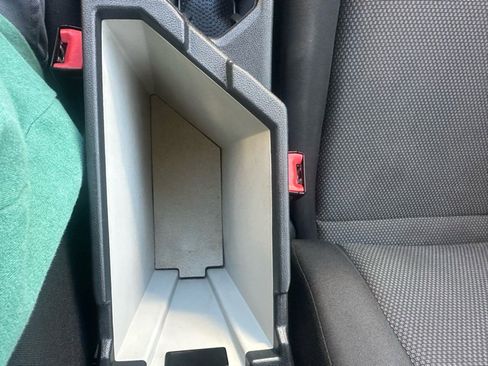 Used 2021 Volkswagen Jetta S w/ Driver Assistance Package image 17