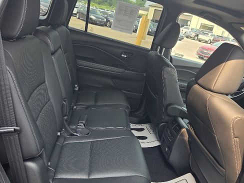 Used 2021 Honda Passport Touring image 13