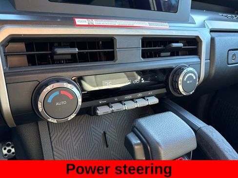 Used 2025 Toyota Tacoma TRD Sport image 21