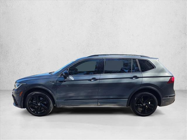 Used 2023 Volkswagen Tiguan SE R-Line FWD image 9