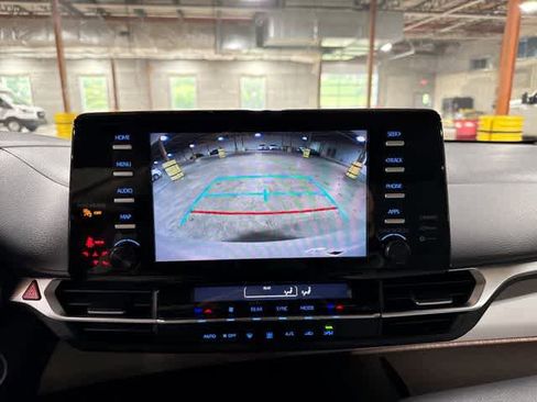 Certified 2022 Toyota Sienna LE FWD image 25