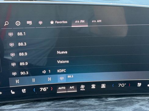 Used 2025 Audi Q5 Premium Plus w/ Premium Plus image 17