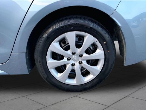 Used 2024 Toyota Corolla LE FWD image 10