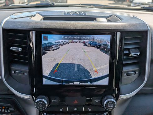 Used 2022 RAM 1500 Big Horn image 25