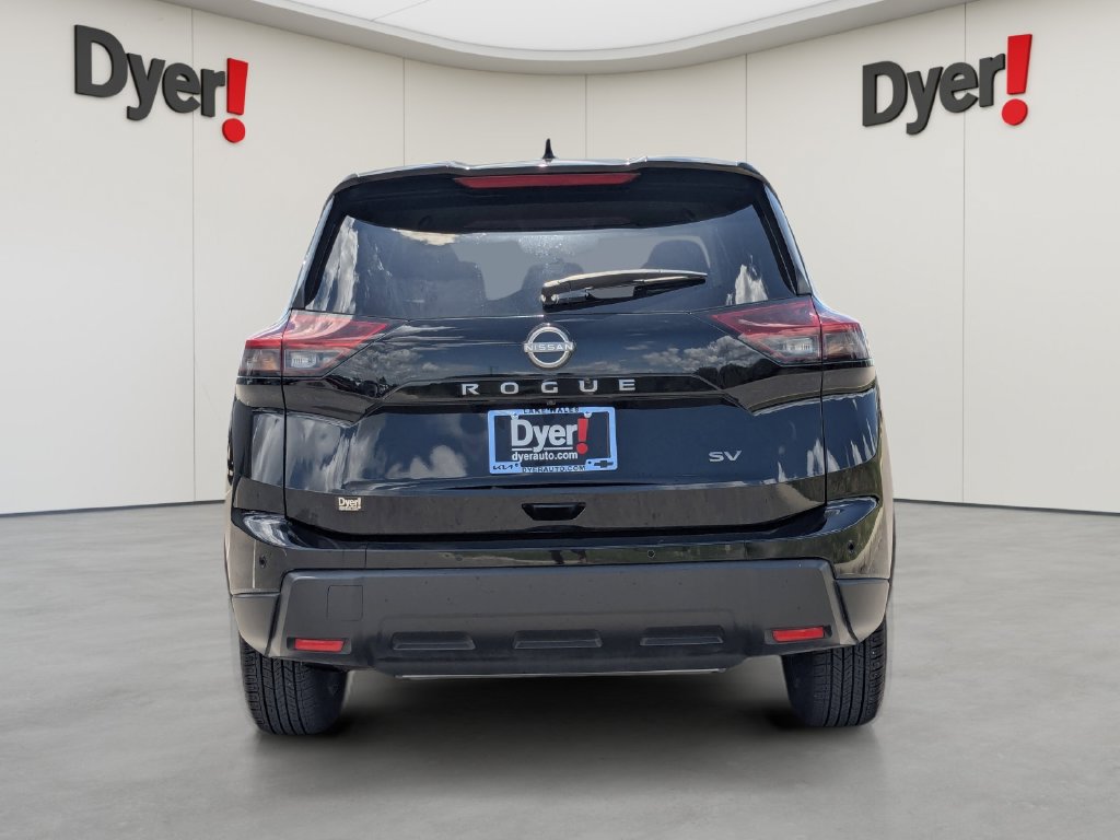 Used 2024 Nissan Rogue SV FWD image 4