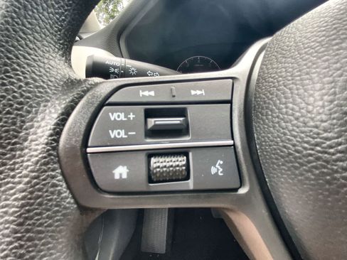 New 2026 Honda HR-V LX image 20