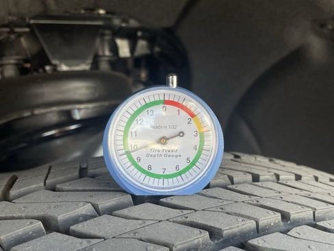 Used 2025 Chevrolet Tahoe Premier image 14