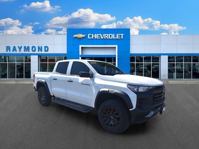 New 2026 Chevrolet Colorado Trail Boss AWD/4WD image 1
