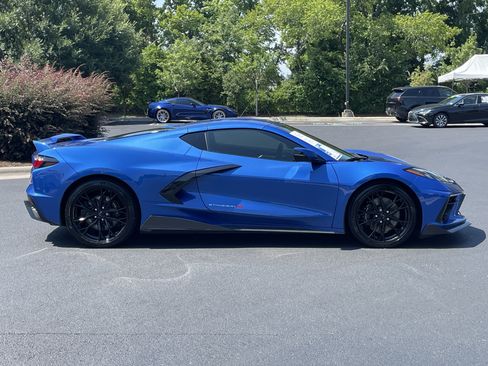 Used 2023 Chevrolet Corvette Stingray Premium Cpe w/ Z51 Performance Package RWD image 10