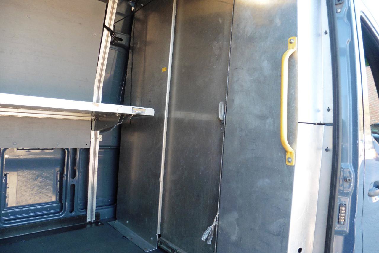 Used 2019 Mercedes-Benz Sprinter 144 image 11