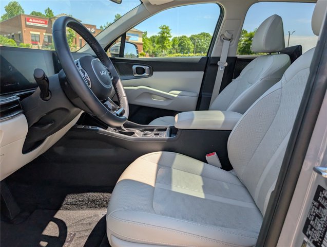 Used 2025 Kia Sorento S w/ Panoramic Sunroof Package FWD image 44