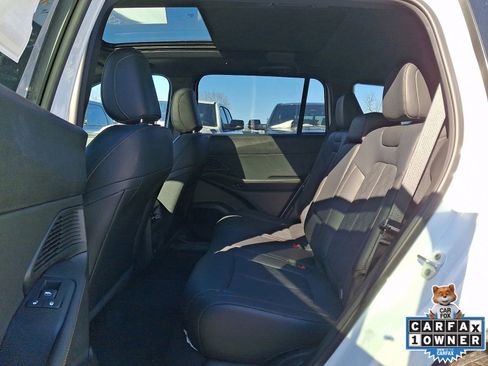 New 2026 Jeep Cherokee Overland w/ Advanced Pro Tech Group image 5