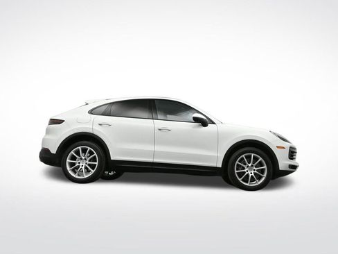 Used 2023 Porsche Cayenne Coupe image 49