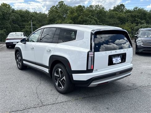 New 2026 Hyundai Ioniq 9 SE image 5
