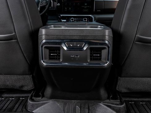 Used 2024 GMC Sierra 1500 Denali w/ Denali Reserve Package AWD/4WD image 34