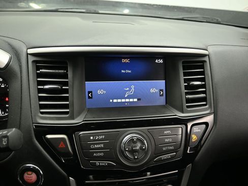 Used 2019 Nissan Pathfinder S FWD image 13