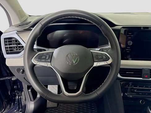 New 2025 Volkswagen Taos SE image 11