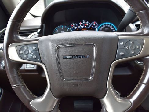 Used 2017 GMC Yukon Denali w/ Open Road Package image 33