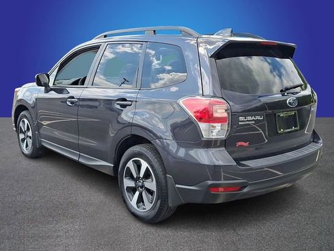 Used 2018 Subaru Forester 2.5i Premium AWD/4WD image 6