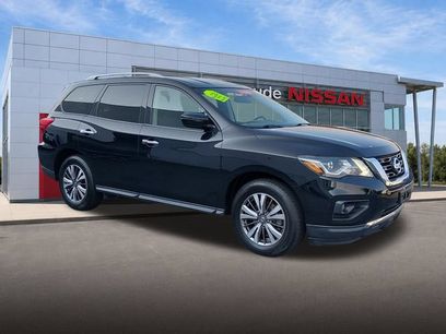 Used 2019 Nissan Pathfinder SV