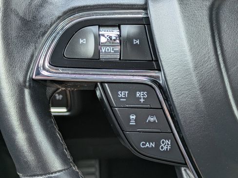 Used 2022 Lincoln Nautilus Reserve w/ Equipment Group 201A image 21