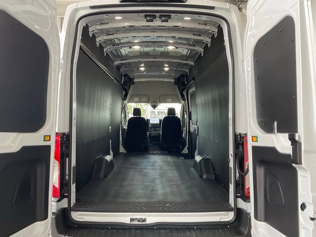 New 2027 Ford Transit 250 148 High Roof Extended w/ Load Area Protection Package RWD image 11