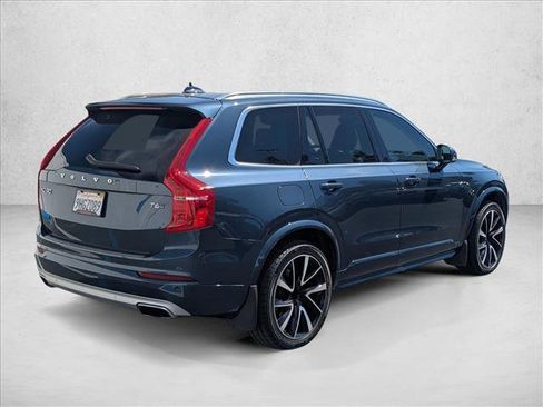 Used 2020 Volvo XC90 T6 Momentum w/ Protection Package AWD/4WD image 5