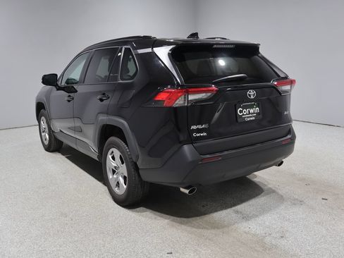 Used 2025 Toyota RAV4 XLE FWD image 5