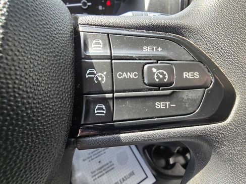 Used 2024 RAM ProMaster 2500 w/ Convenience Group FWD image 17