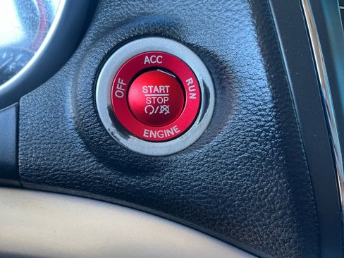 Used 2015 Dodge Journey SXT w/ Flexible Seating Group image 27