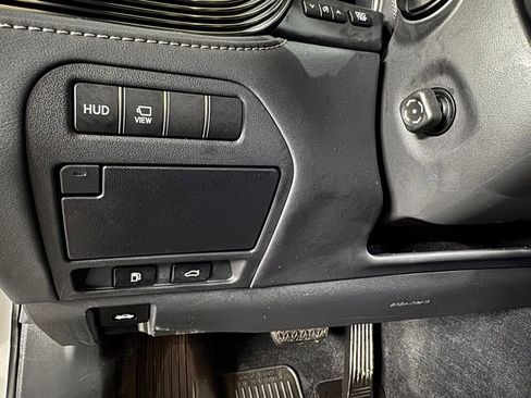 Used 2018 Lexus LS 500 AWD w/ Luxury Package image 29