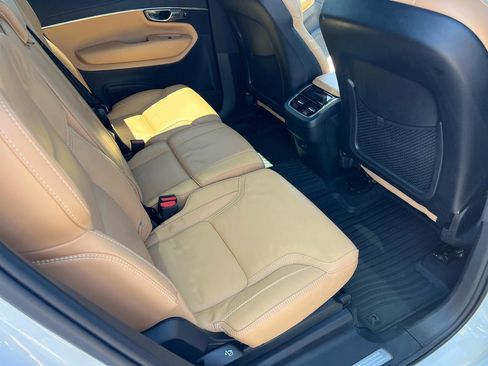 Used 2023 Volvo XC90 B6 Ultimate w/ Protection Package AWD/4WD image 18