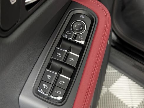 New 2026 Porsche Macan S AWD/4WD image 27