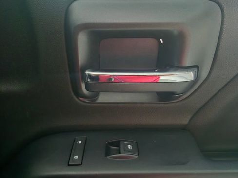 Used 2018 Chevrolet Silverado 1500 LT w/ All Star Edition image 30