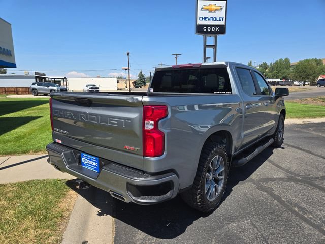 Used 2023 Chevrolet Silverado 1500 RST w/ Z71 Off-Road Package AWD/4WD image 3
