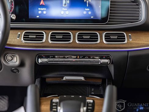 Used 2025 Mercedes-Benz GLE 350 4MATIC image 37