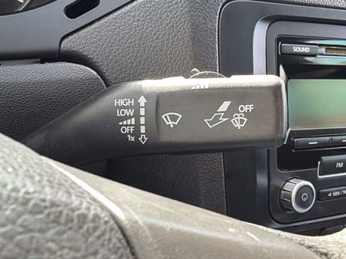 Used 2012 Volkswagen Jetta SE image 25