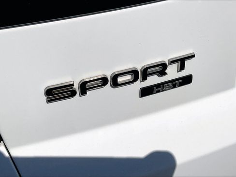 Used 2022 Land Rover Range Rover Sport HST AWD/4WD image 9