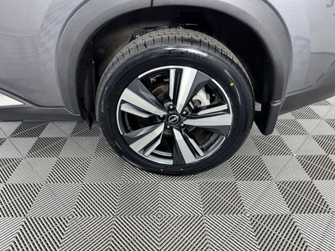 Used 2023 Nissan Rogue SL image 37