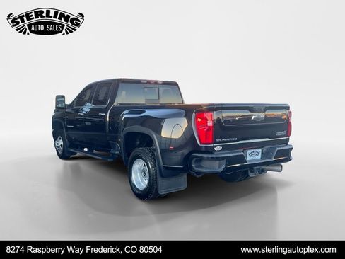 Used 2023 Chevrolet Silverado 3500 High Country image 3