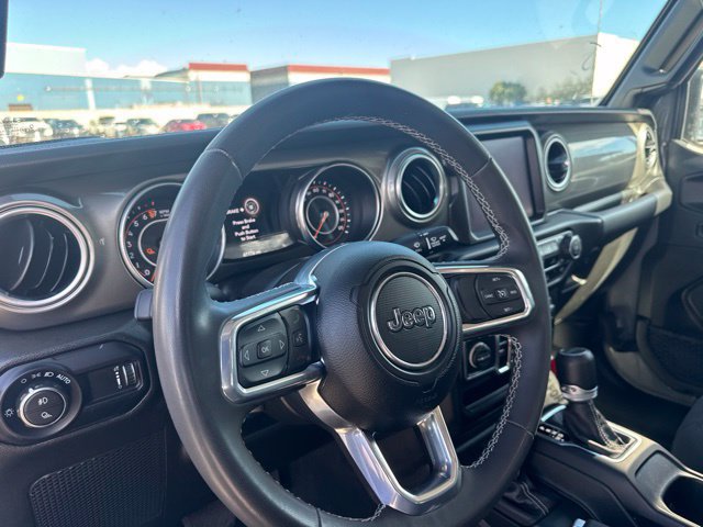 Used 2023 Jeep Gladiator Overland AWD/4WD image 10