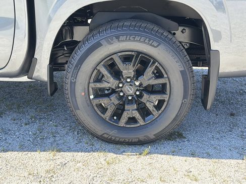 New 2026 Nissan Frontier SV w/ Tow Package RWD image 19