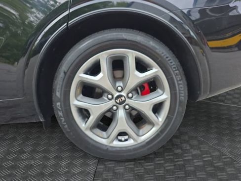 Used 2019 Kia Sorento SX FWD image 38