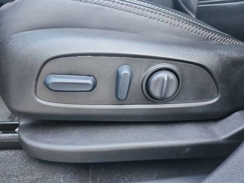 Certified 2023 GMC Terrain Denali image 21